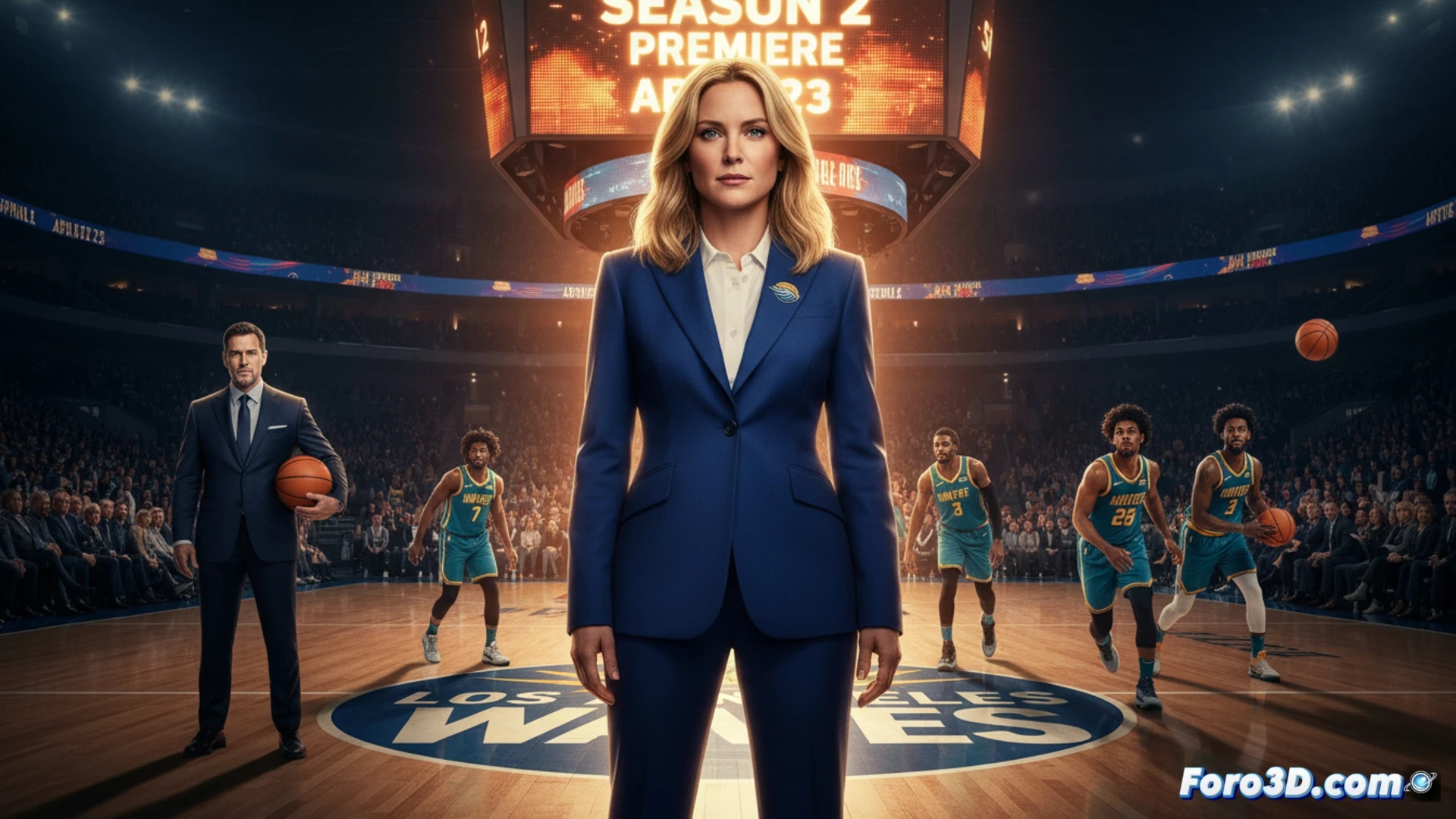 Kate Hudson en cancha de baloncesto, rodeada de jugadores y familia, con mirada firme y balón en mano.