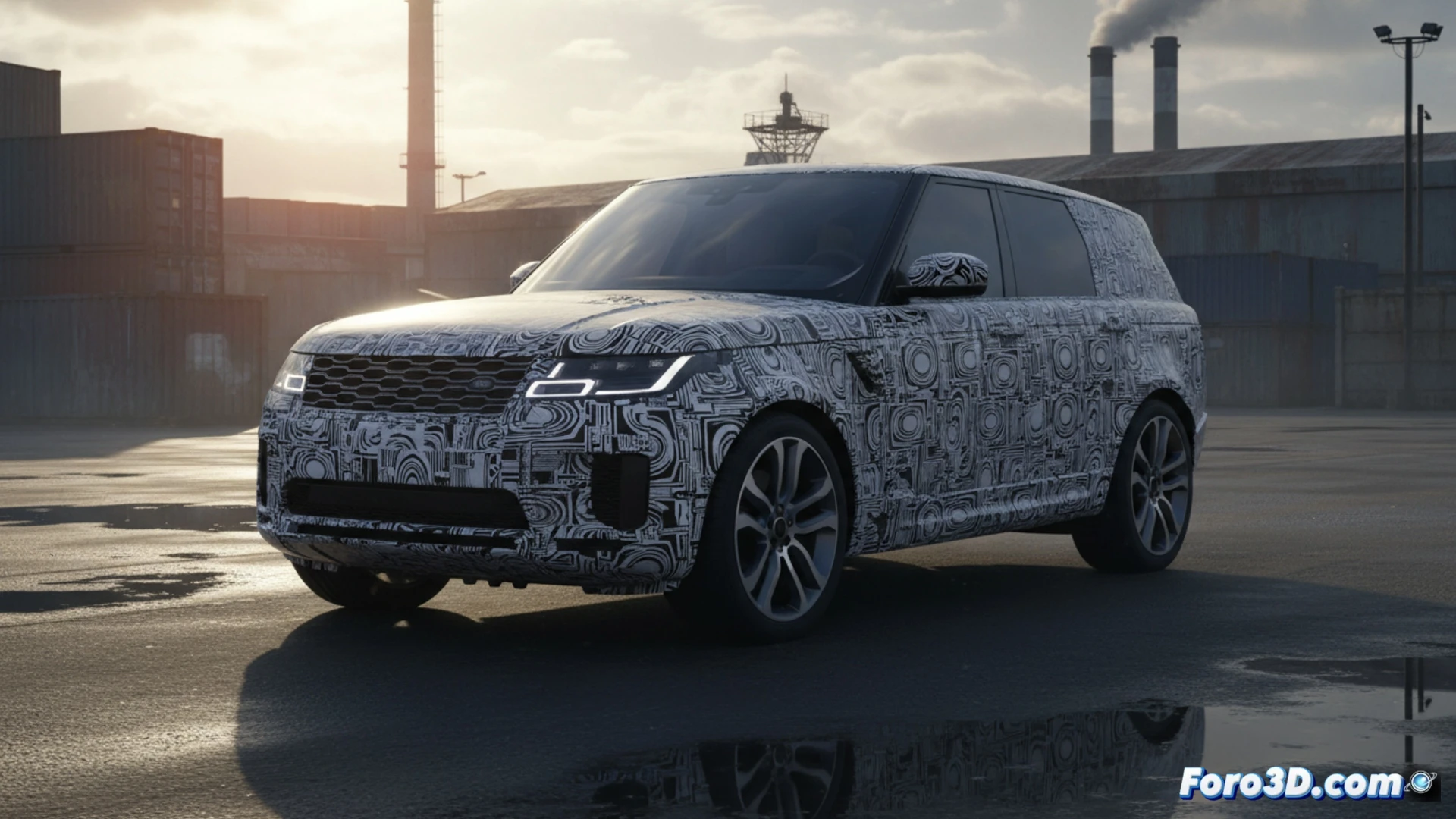 Prototipo del Range Rover con facelift parcialmente camuflado, mostrando detalles de la nueva parrilla y faros delanteros en una carretera.