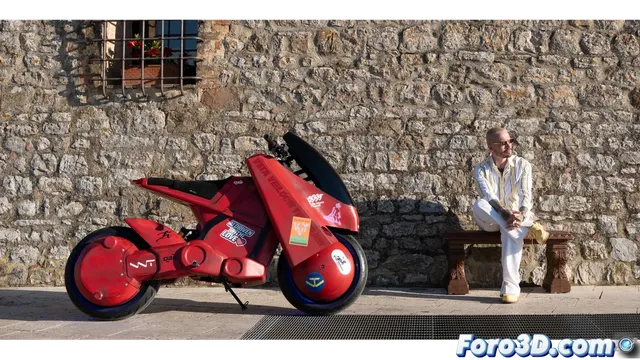 Moto eléctrica que evoca el futuro de Akira