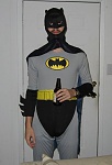 Clic en la imagen para ver su versión completa. 

Nombre: batman-cosplay.jpg 
Visitas: 3645 
Tamaño: 23.8 KB 
ID: 147410