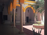 Clic en la imagen para ver su versión completa. 

Nombre: courtyard.jpg 
Visitas: 2069 
Tamaño: 209.6 KB 
ID: 151066