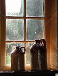 Clic en la imagen para ver su versión completa. 

Nombre: stock-photo-313399-pub-window.jpg 
Visitas: 862 
Tamaño: 40.9 KB 
ID: 164461
