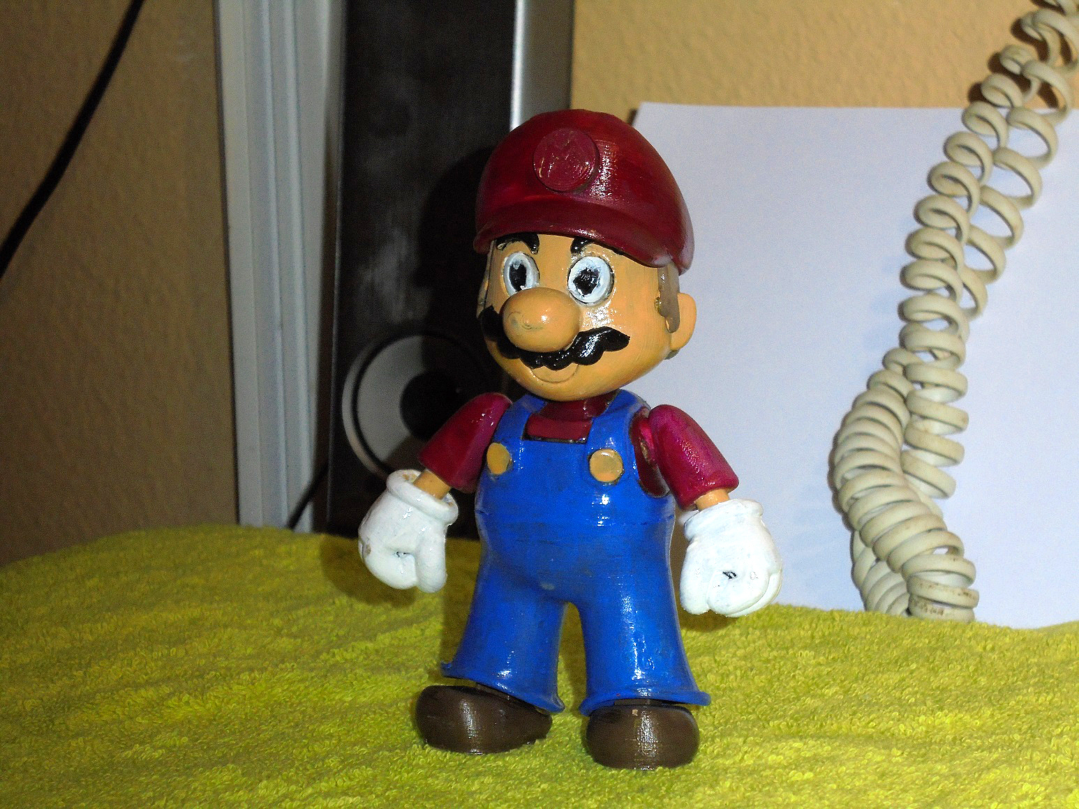 Clic en la imagen para ver su versión completa. 

Nombre: supermario.jpg 
Visitas: 1018 
Tamaño: 1.22 MB 
ID: 221763