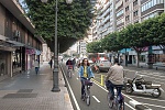 Clic en la imagen para ver su versión completa. 

Nombre: Ronda Ciclista-Calle Colón1--.jpg 
Visitas: 113 
Tamaño: 508.6 KB 
ID: 236858