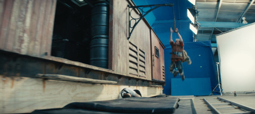 Nombre:  Escape del tren en marcha escenas CGI-1.jpg
Visitas: 181
Tamaño: 64.0 KB